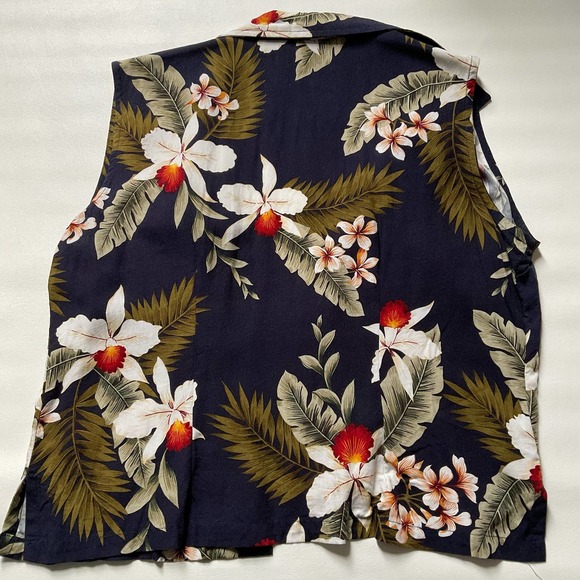 Two Palms - Floral Tropical Top Size M - Picture 2 of 4